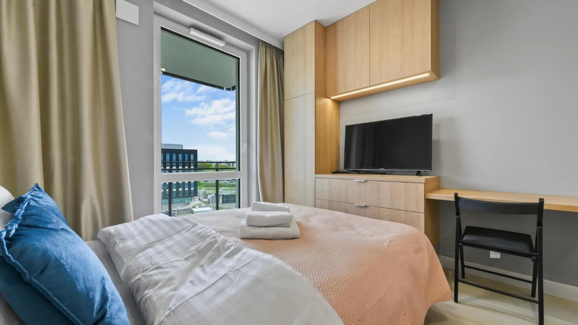 Rentplanet - Apartamenty Wiktoryn Warsaw 0*,