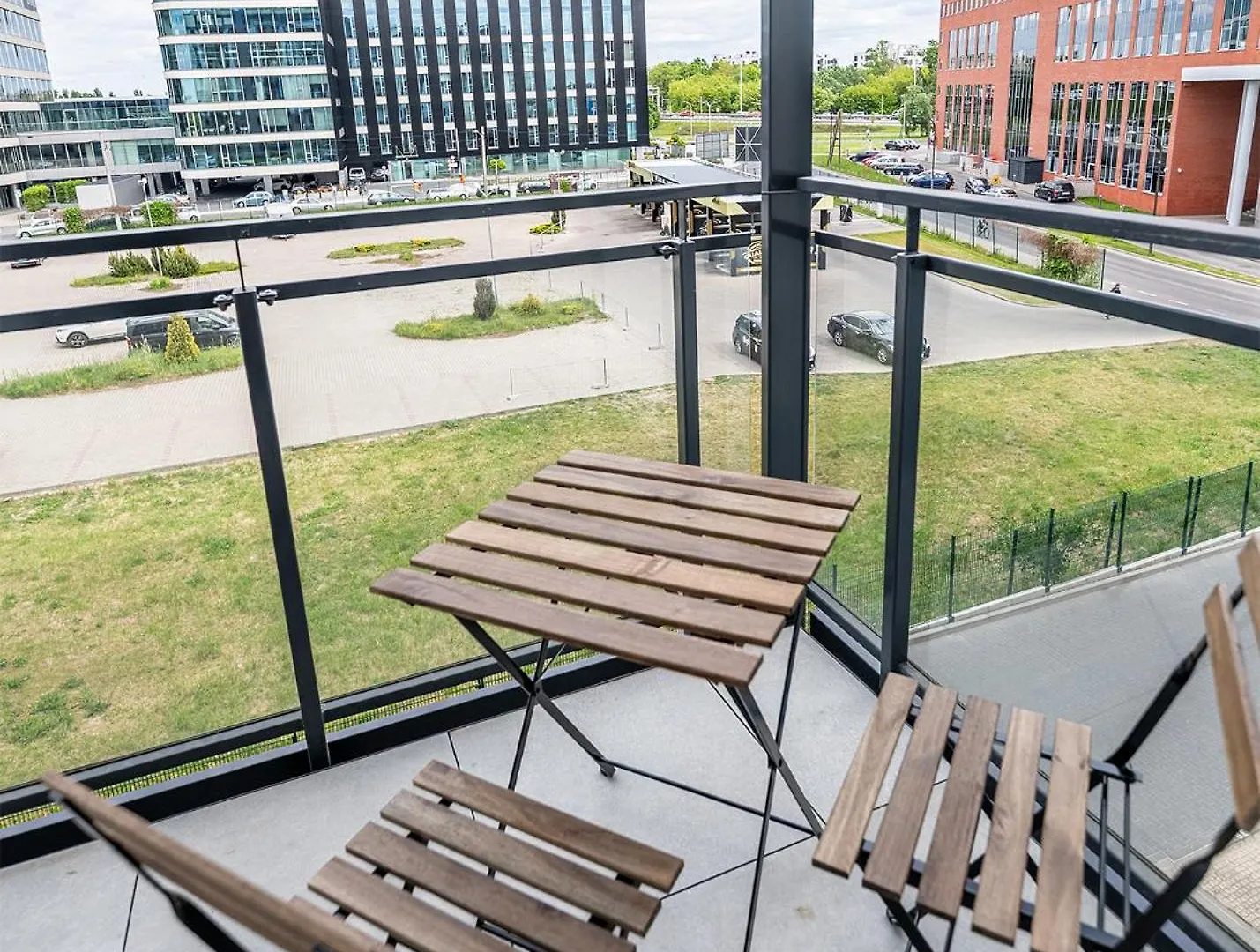 Rentplanet - Apartamenty Wiktoryn Warsaw Apartment