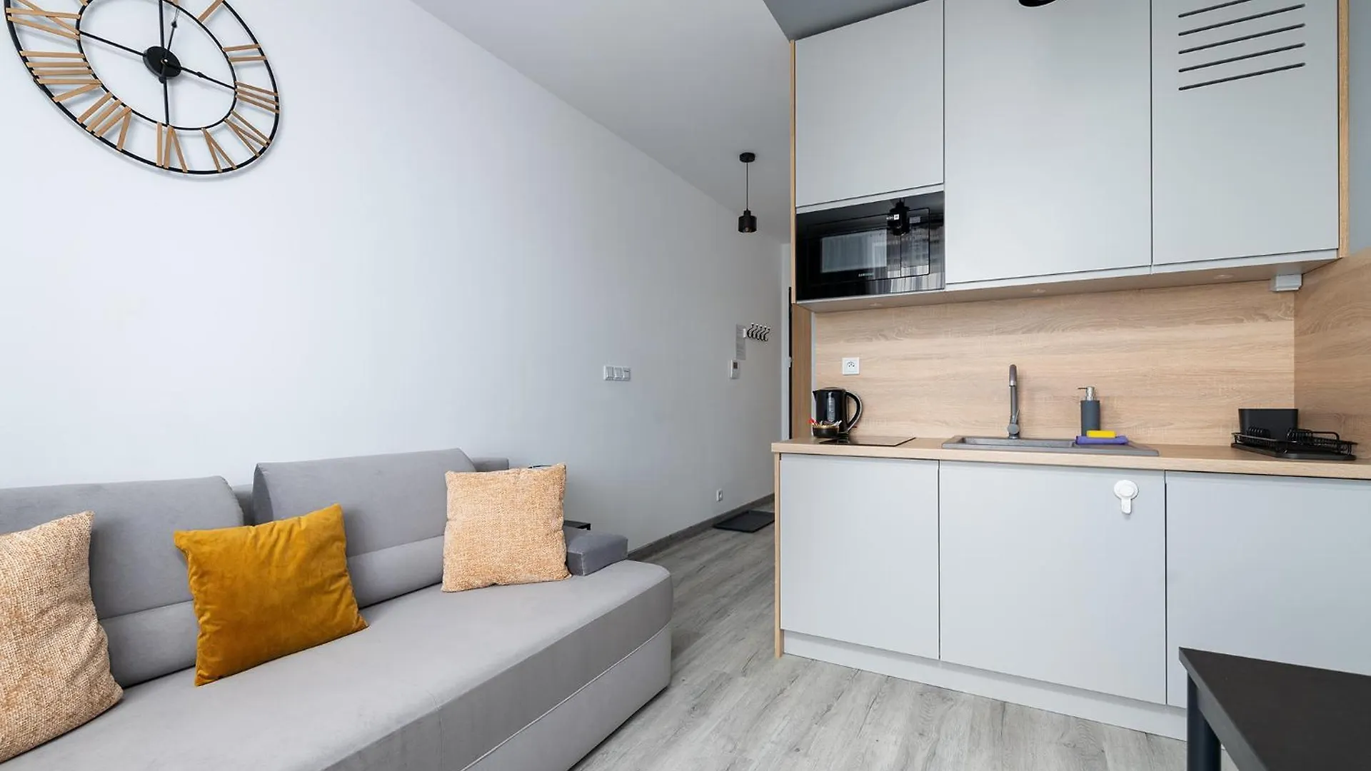 Rentplanet - Apartamenty Wiktoryn Warsaw 0*,  Poland