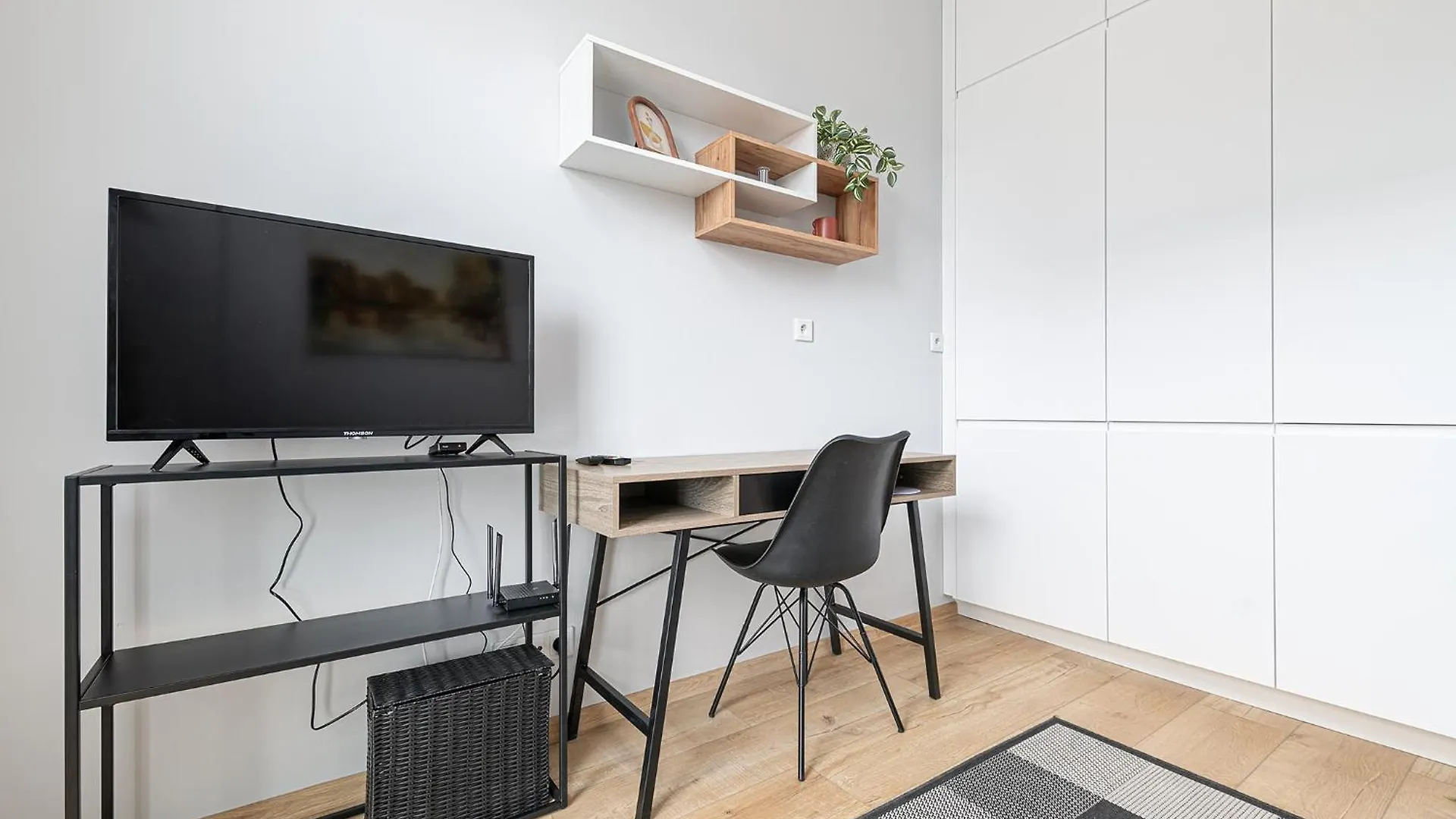 Rentplanet - Apartamenty Wiktoryn Warsaw 0*,