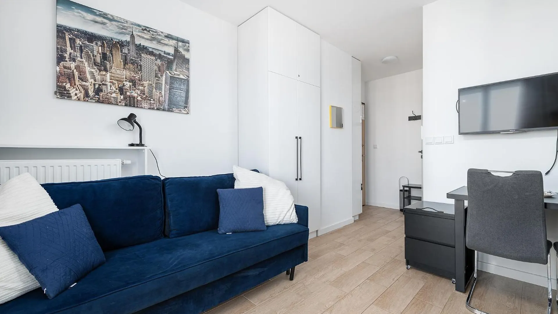 Rentplanet - Apartamenty Wiktoryn Warsaw Poland