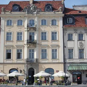 Bed & Breakfast Goscinne Dom Literatury, Warsaw